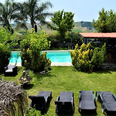 Villaggio Naif Girasole * Monterotondo (Lazio)