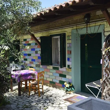 Villaggio Naif Girasole * Monterotondo (Lazio)
